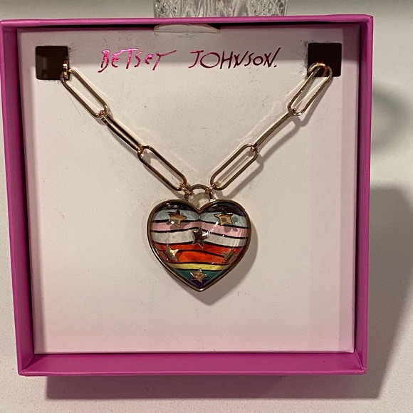 Betsey Johnson Gold Multicolor Heart Necklace NIB - Picture 2 of 5